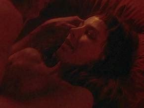 KATHLEEN QUINLAN Nude AZNude