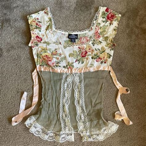 Pin de laia🏳️‍🌈🥰 em dreamm clothes | Looks, Roupas, Looks de roupas