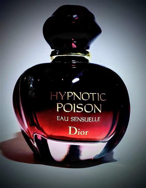 Hypnotic Poison Eau Sensuelle Christian Dior Parfum Un Parfum Pour Femme 2010