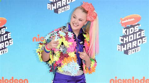 Jojo Siwa Reveals Girlfriend In Honor Of 1 Month Anniversary Hollywood Life