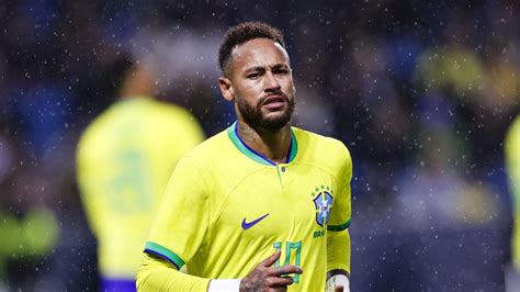 News Pros Neymar Va Beaucoup Mieux UOL Esporte Les Titis Du PSG