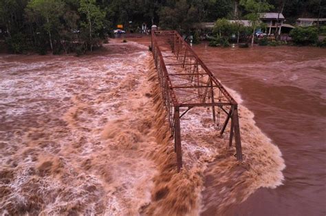 V Deo A Ic Nica Ponte De Ferro Que Conecta Farroupilha A Nova Roma Do