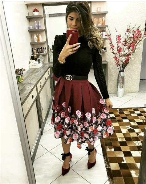 Pin De Tatiani Canteli Em Look S Femininos Moda Evangelica Saias