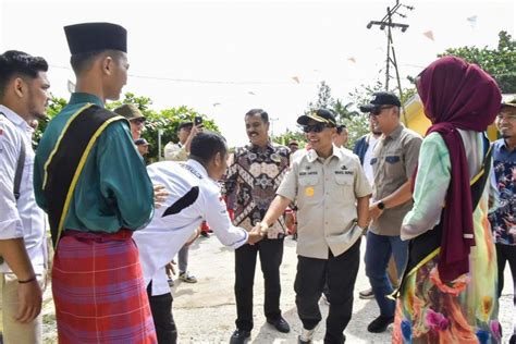 Pembukaan Festival Budaya Bahari Pantai Indah Selat Baru