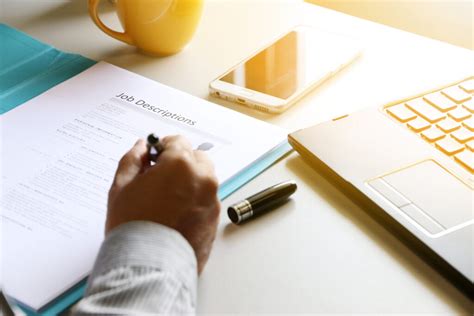 Crafting Effective Job Descriptions for Top Talent Recruitment