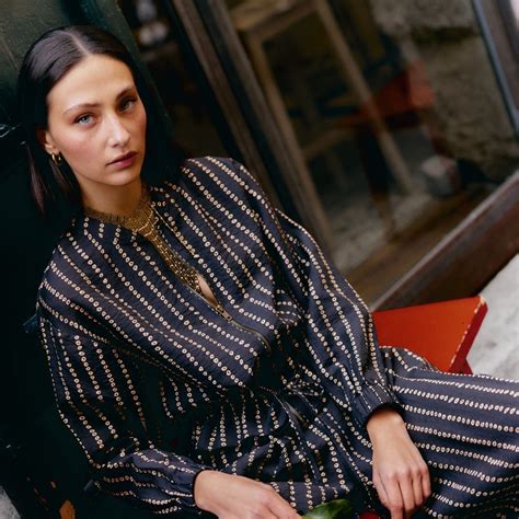 Quién es Young Miko la cantante de años que ha revolucionado la música latina