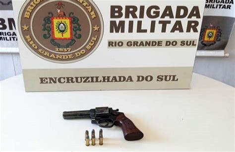 Idoso De Anos Preso Por Porte Ilegal De Armas Pela Brigada