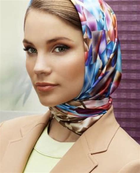 Pin By Andrew Gretton On Head Scarf Silk Headscarf Head Scarf How