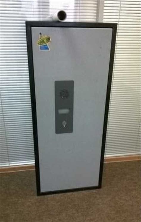 Шкаф оружейный на 5 стволов | Festima.Ru – частные объявления