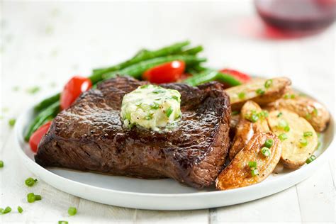 Sirloin Steak With Blue Cheese Compound Butter With Green Beans And