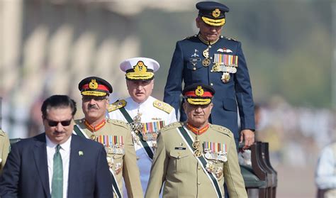 Pakistan To End Legal Battle Over Military Chiefs Tenure Arab News