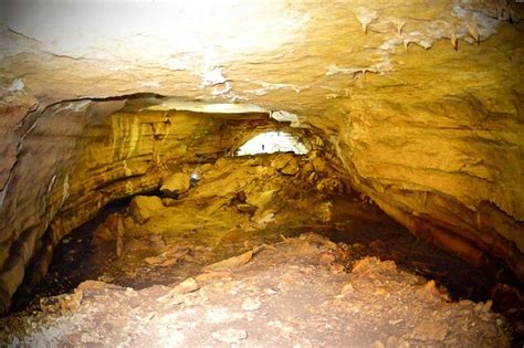 Cave Exploring And Spelunking 18000 Acres Ox Ranch