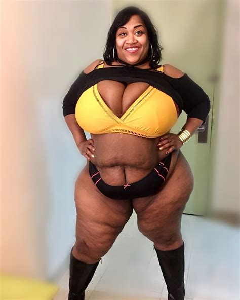Goddess Girls Cuteandcurvy Bbw Thickerthanasnicker Hourglassfigure
