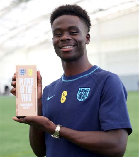 Saka Wins England Men’s Player of the Year Award