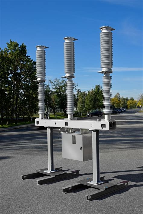 Siemens To Provide Uks First Sf6 Free 145kv Vacuum Circuit Breakers In