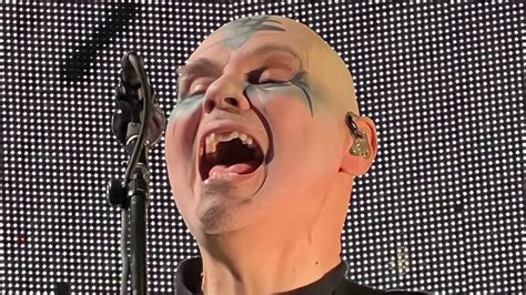 The Smashing Pumpkins Zero Live In Milwaukee 2022 Tour YouTube