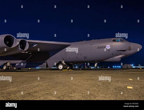 B 29 Crew High Resolution Stock Photography and Images - Alamy