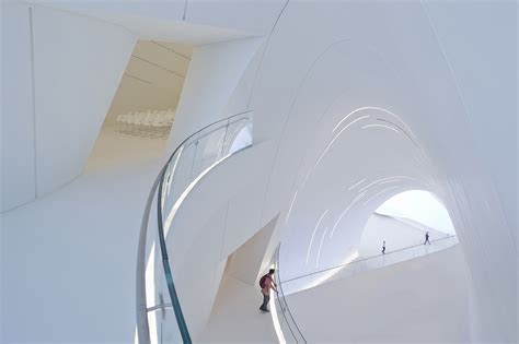 Heydar Aliyev Centre – Zaha Hadid Architects