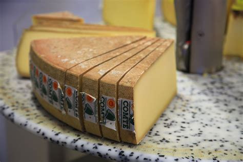 Le Comté Fromage du Jura Acheter en ligne Comté fruité 12mois