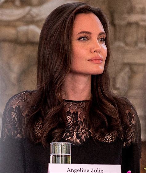 Ich Werde Es Verkraften Angelina Jolie Spricht Ber Ehe Aus