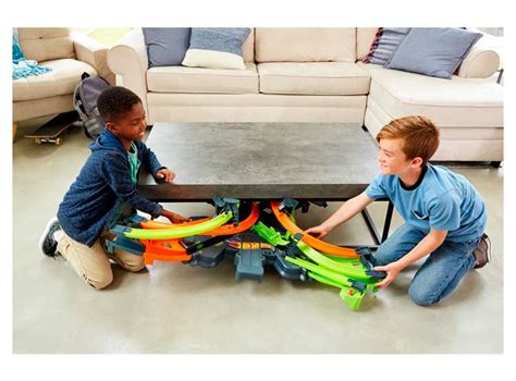Pista De Carreras Hot Wheels Mega Choques