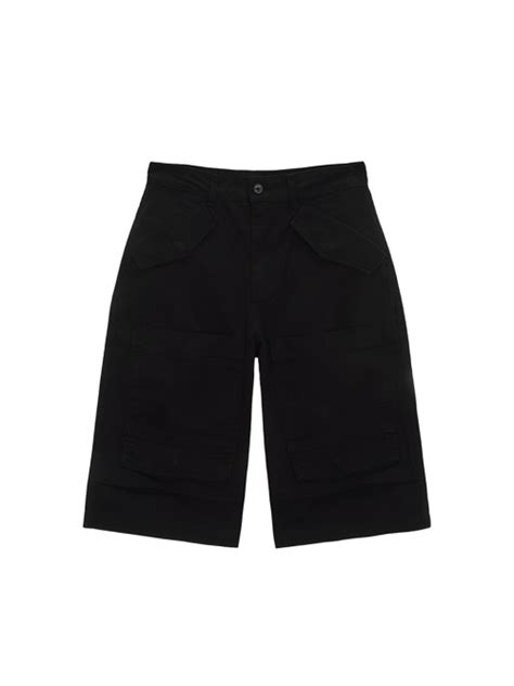 Musinsa Matin Kim Front Pocket Bermuda Pants In Black