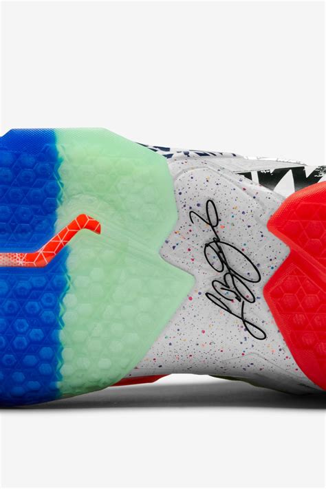 Nike LeBron 11 'What The'. Nike SNKRS