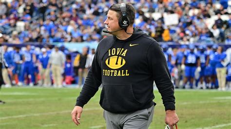 Iowa offensive coordinator Brian Ferentz signs revised contract with ...