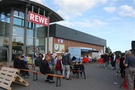 Mit Video Rewe Haase Feierte Mit Ex Bachelor Jan Kralitschka Und