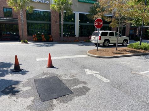 Top 5 Reasons To Maintain Your Parking Lot Asphalt Repair And Sealcoating Charleston Sc