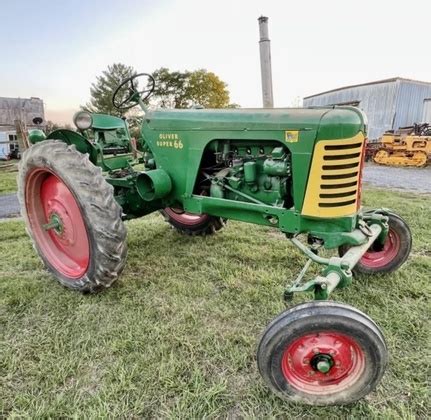 Previous Next Lot 23 1955 Oliver Super 66 Specifica Previous Next