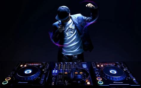 8 Aplikasi DJ Terbaik 2024 Untuk Remix Lagu Favoritmu