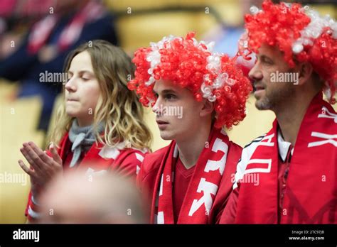 D Nische Fans Vor Dem Spiel Der Ihf Handball Weltmeisterschaft Zwischen