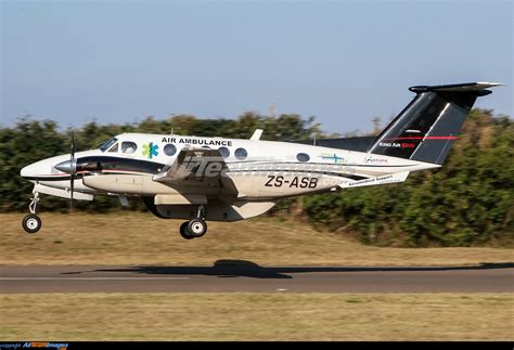 Beechcraft 200 Super King Air Large Preview AirTeamImages