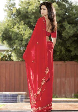Pari Official Red Saree Interviewsexhdin Indian Ftv Nude PicGallery Porn Pic