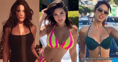 9 Hot Sexy Estrella Nouri Bikini Pics