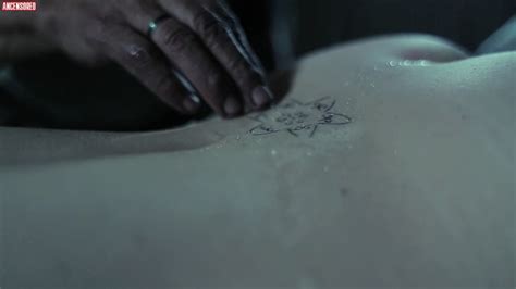 Naked Anna Cetti In Hoja Santa