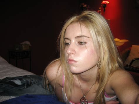 Nacktbilder Einer Sussen Blondine Emma Porn Pictures XXX Photos Sex Images 1258819 PICTOA