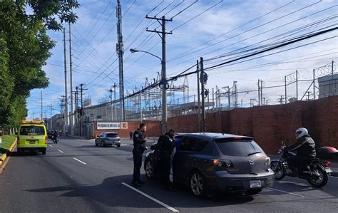 Sujetos en motocicleta asesinan al conductor de un vehículo en la