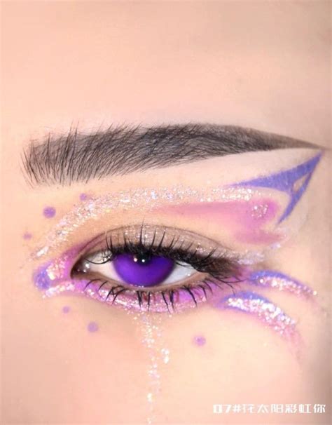 Pin by Arfah on ღ 𝑀 𝒶 𝓀 𝑒 𝓊 𝓅 ღ | Artistry makeup, Makeup eyeliner, Eye ...
