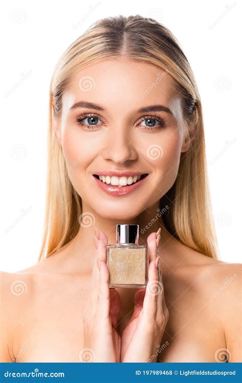 Femme Heureuse Nue Blonde Avec Le Parfum Du Blanc Photo stock Image du nudité sourire 197989468
