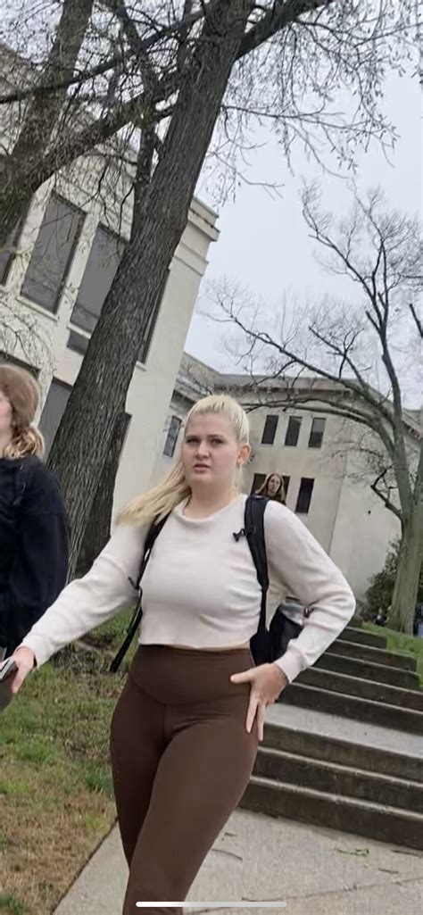 Pawg College Blonde Girl In Brown Leggings Spandex Leggings Yoga Pants Forum