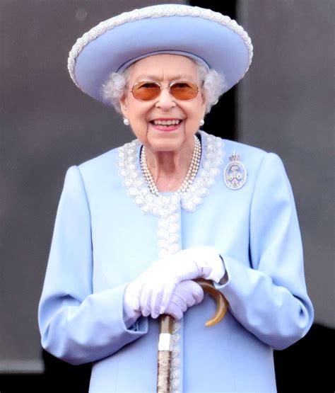 Queen Elizabeth's 'Never Complain' Motto Is Key to Her 70-Year Reign