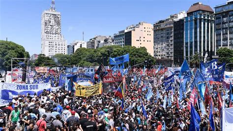 Los Movimientos Sociales Marcharon Por Tierra Techo Y Trabajo