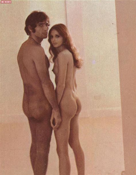 Naked Kathryn Witt In Al Tropico Del Cancro