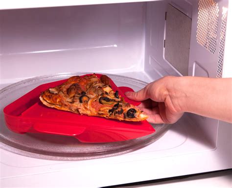 From Pizza To Eggs Here Are Foods That You Should Not Heat In The Microwave Herzindagi