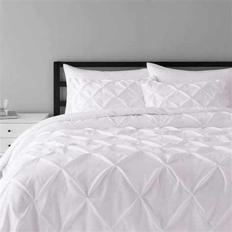 Amazon Basics Pinch Pleat All Season Down Alternative Comforter Bedding Set King Bright White