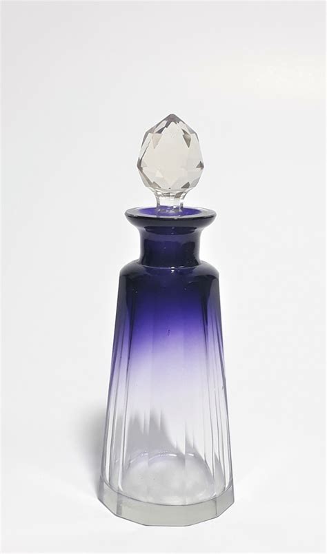 Baccarat Perfumeiro Em Cristal De Manufatura Francesa