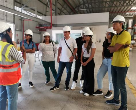 Estudiantes Universitarios Visitan Al Hub Humanitario Ministerio De