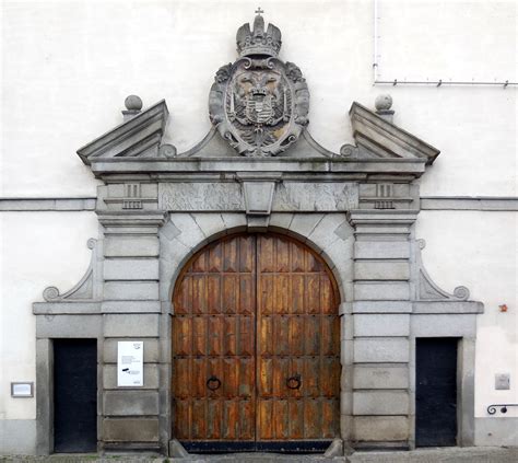 Datei Rudolfstor Linzer Schloss Linzwiki